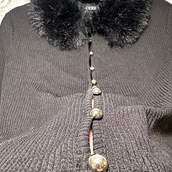 FAUX FUR BABY DOLL CARDIGAN/TOP - Picture 2 of 5